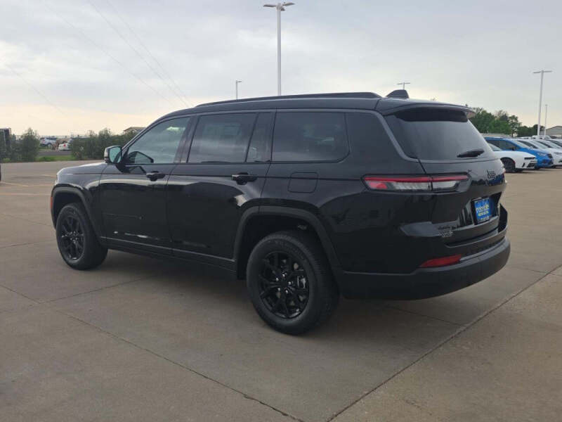 2026 Jeep Grand Cherokee L Altitude