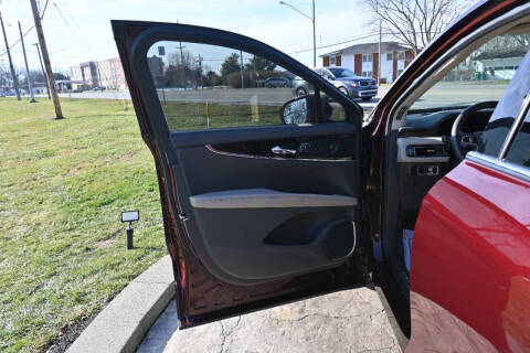 2023 Lincoln Nautilus Reserve