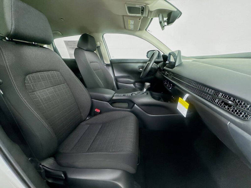 2027 Honda HR-V LX