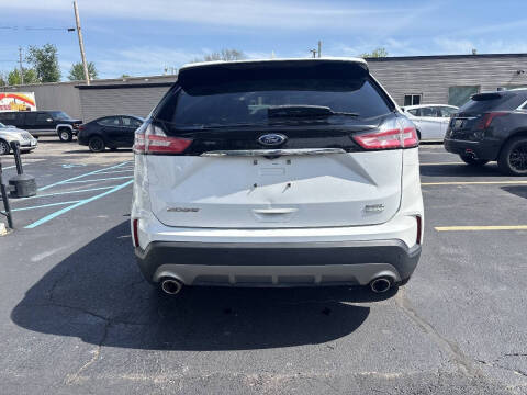 2020 Ford Edge SEL