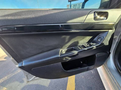 2017 Mitsubishi Lancer ES