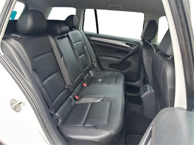 2017 Volkswagen Golf Alltrack TSI S 4Motion