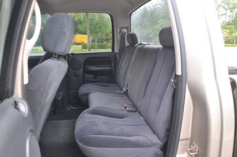 2004 Dodge Ram 1500 SLT