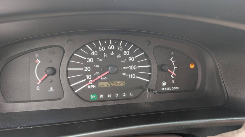 1999 Toyota Sienna CE