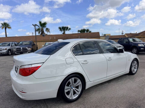 2009 BMW 5 Series 528i