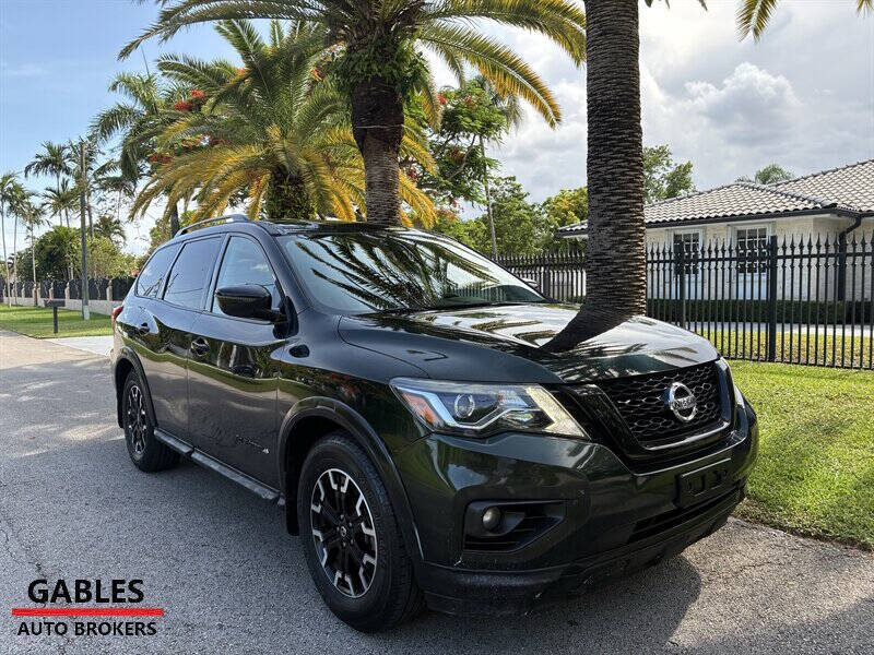 2020 Nissan Pathfinder SV