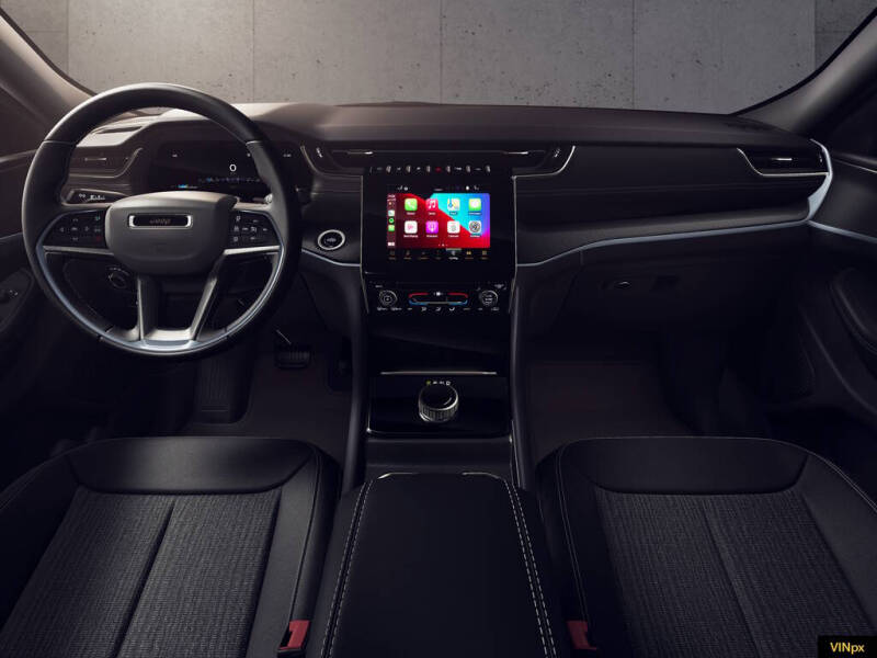 2026 Jeep Grand Cherokee L Laredo