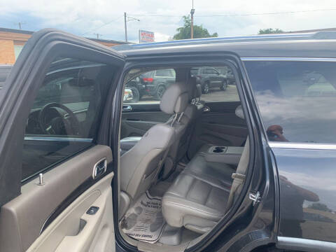 2011 Jeep Grand Cherokee Laredo