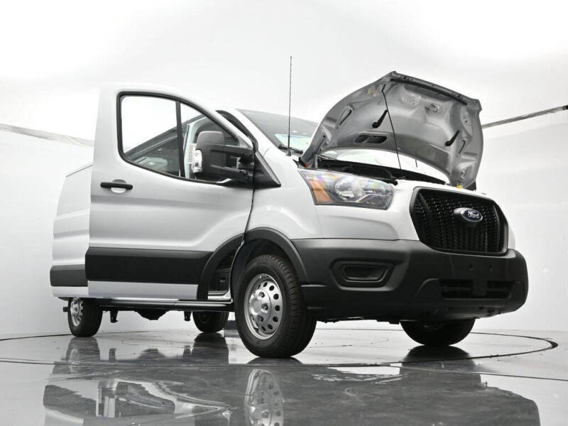 2025 Ford Transit 350 HD