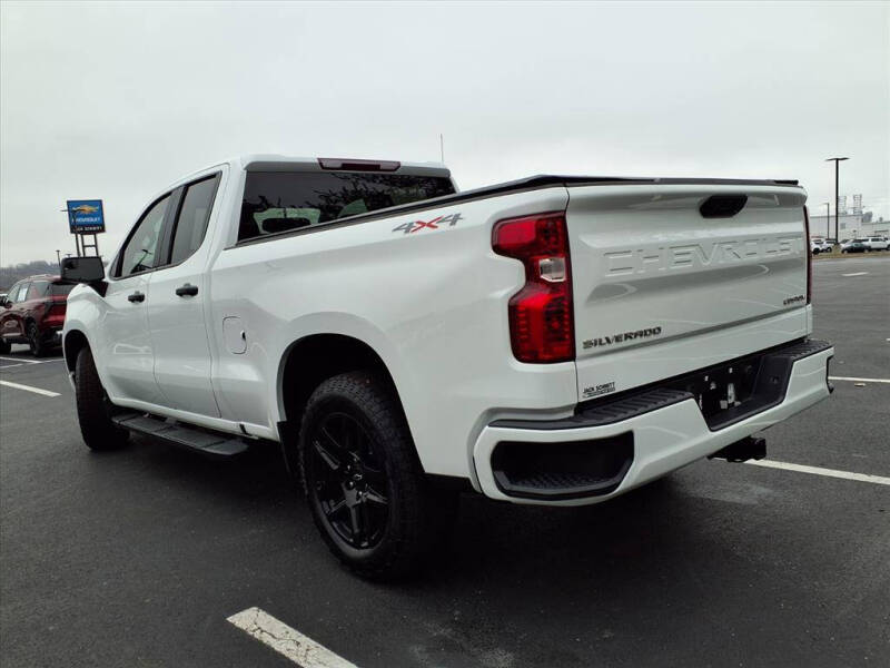 2024 Chevrolet Silverado 1500 Custom