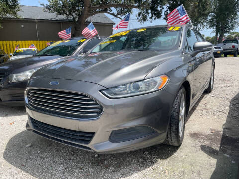 2013 Ford Fusion SE