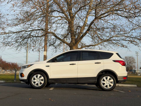 2019 Ford Escape S