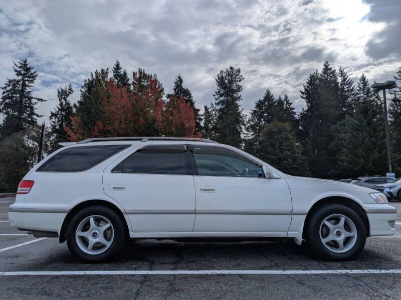1998 Toyota Mark II Qualis