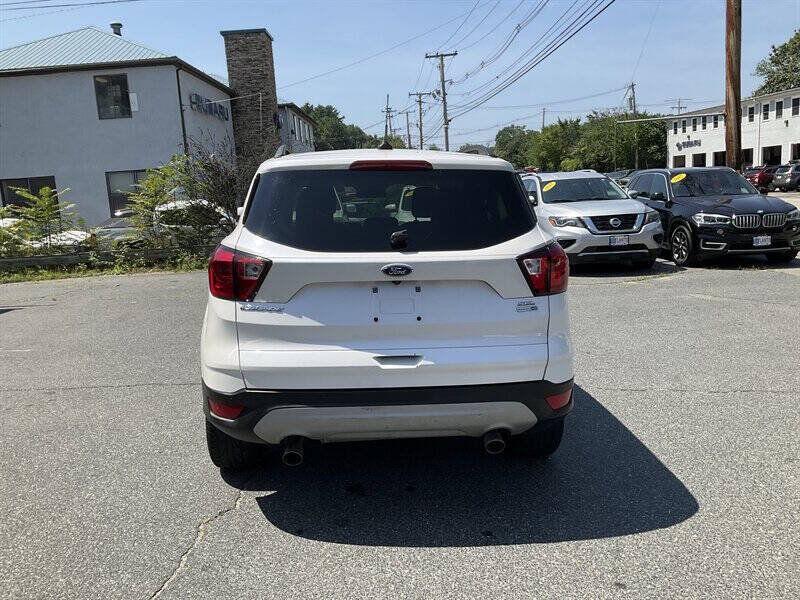 2019 Ford Escape SEL