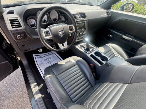 2013 Dodge Challenger R/T Plus