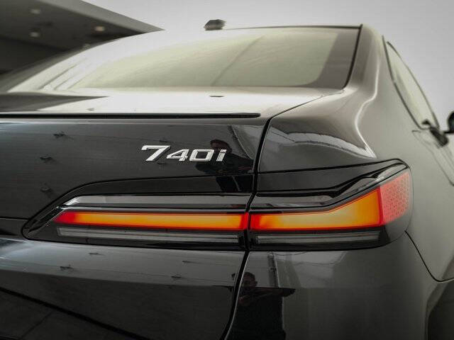 2026 BMW 7 Series 740i xDrive
