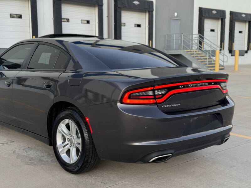 2019 Dodge Charger SXT