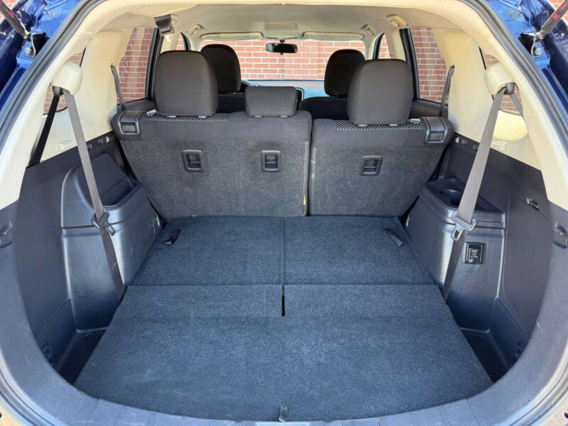 2019 Mitsubishi Outlander ES