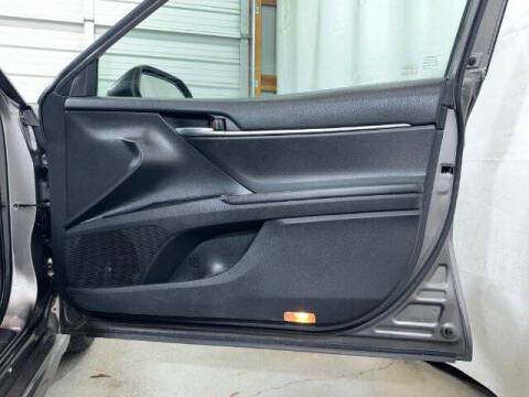 2018 Toyota Camry SE