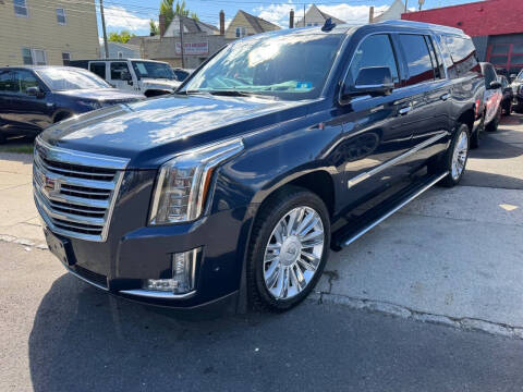 2018 Cadillac Escalade ESV Platinum