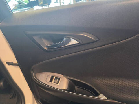 2017 Chevrolet Malibu LT
