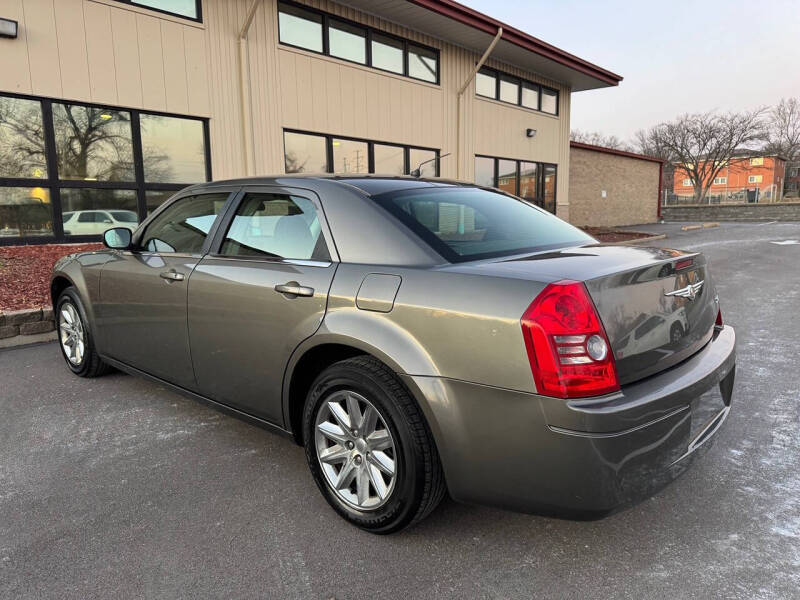 2008 Chrysler 300 LX
