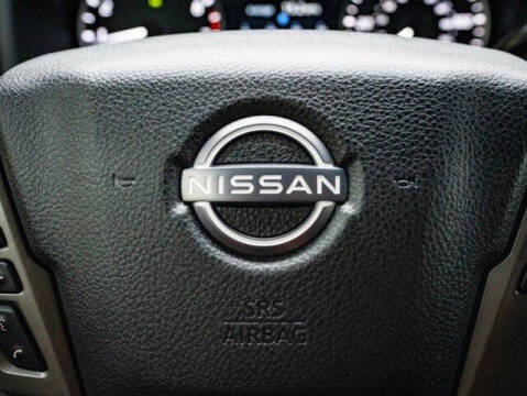 2024 Nissan Titan SV