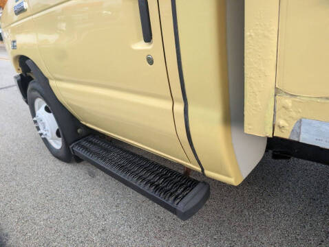 2019 Ford E-Series E-450 SD