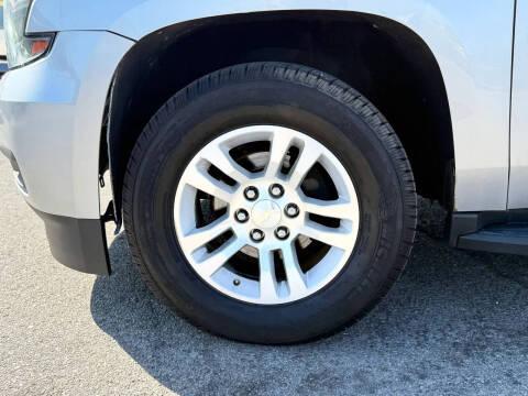 2019 Chevrolet Suburban LT