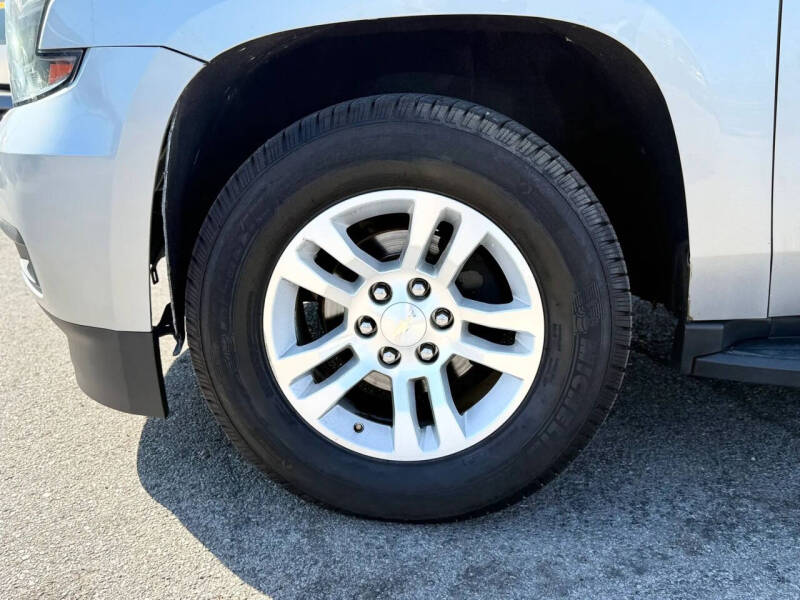 2019 Chevrolet Suburban LT