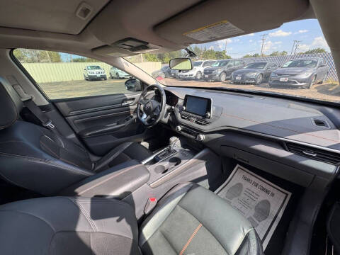 2019 Nissan Altima 2.5 SR