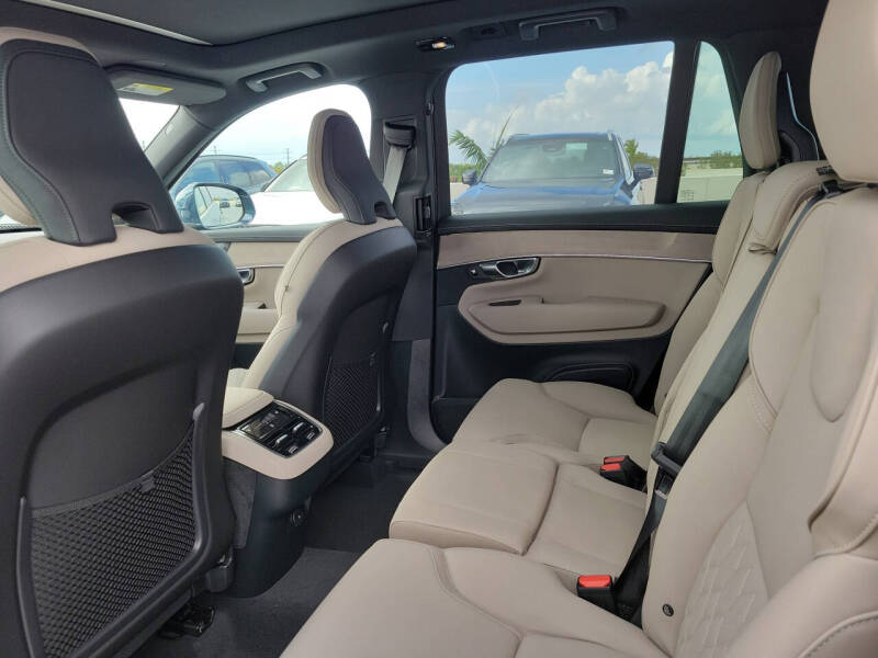 2026 Volvo XC90 B6 Plus 7P