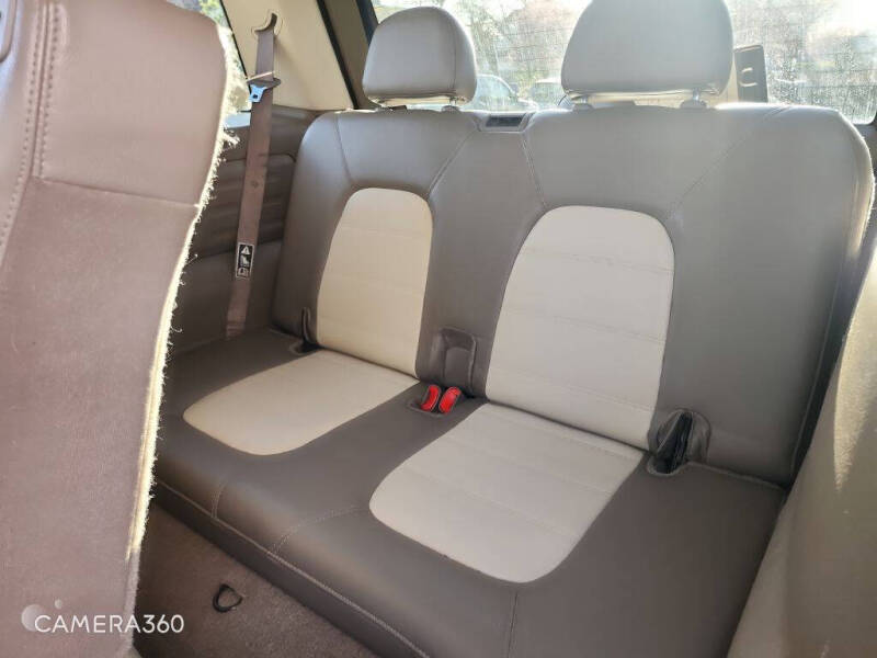 2005 Ford Explorer Eddie Bauer