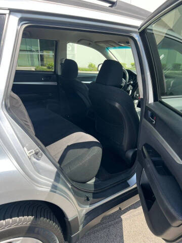 2012 Subaru Outback 2.5i Premium