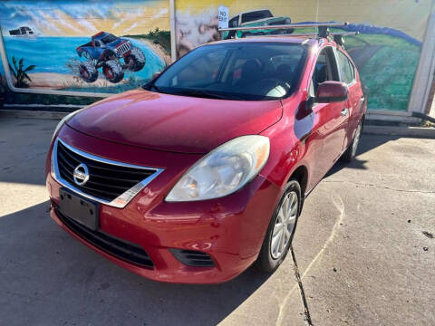 2012 Nissan Versa 1.6 S