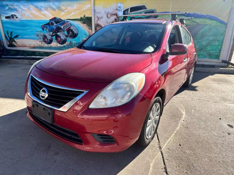 2012 Nissan Versa 1.6 S
