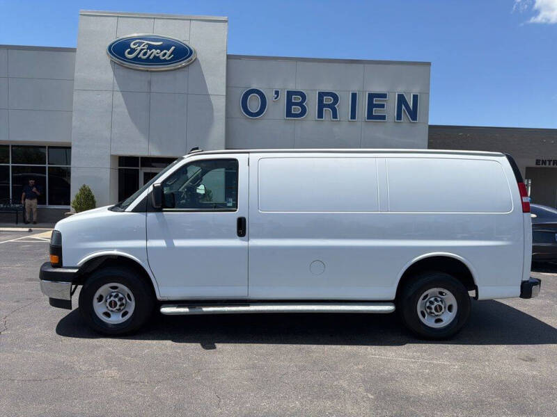 2024 GMC Savana 2500