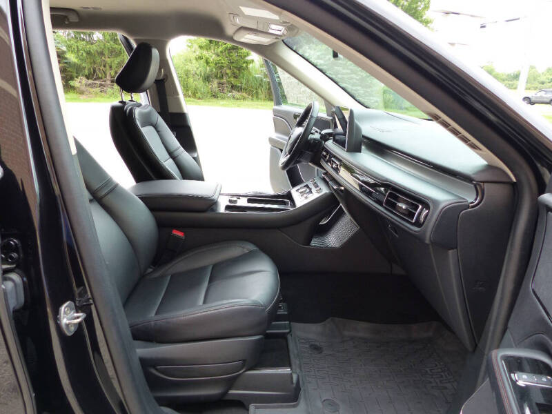 2023 Lincoln Aviator Standard