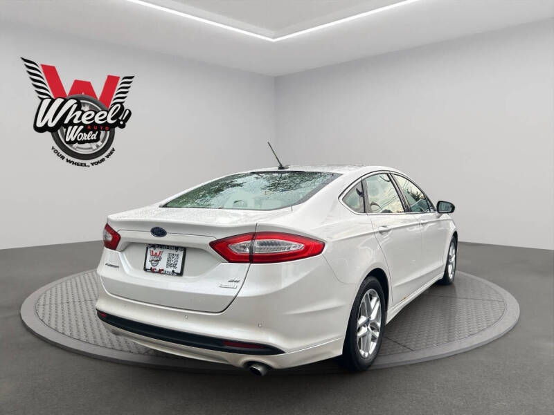 2013 Ford Fusion SE