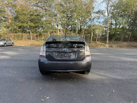 2010 Toyota Prius III