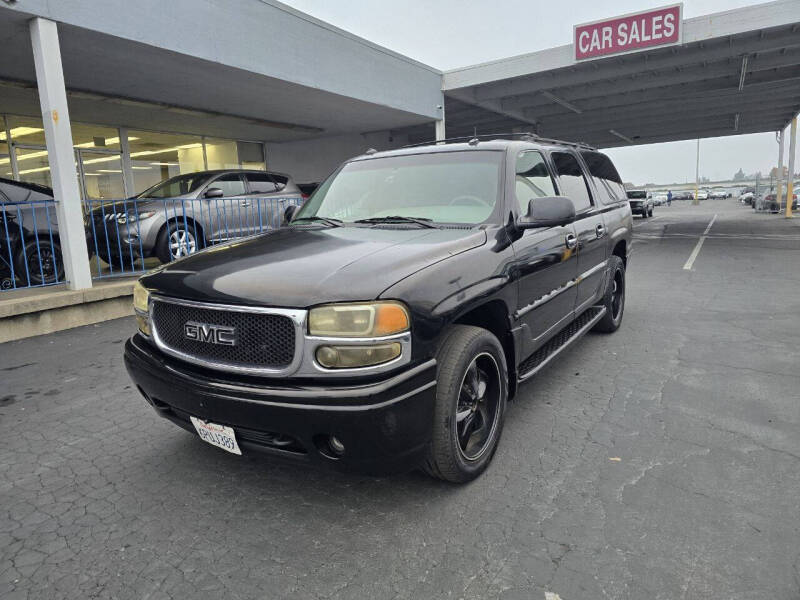 2003 GMC Yukon XL Base
