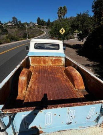 1960 Ford F-250