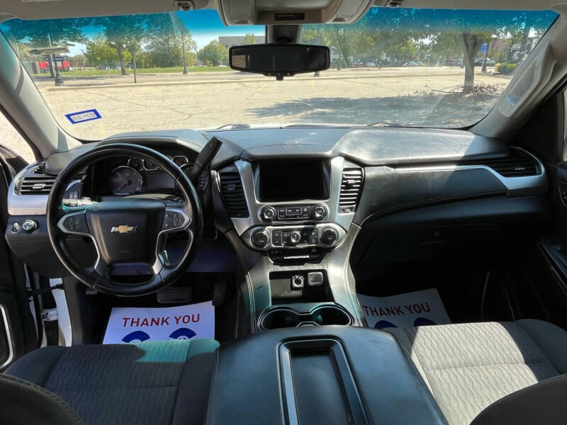 2017 Chevrolet Suburban LS