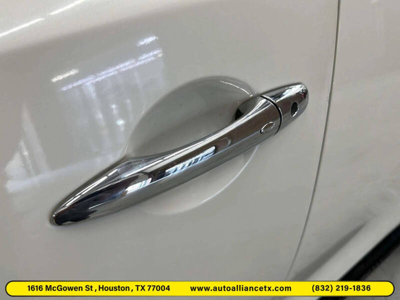 2017 Nissan Armada Platinum