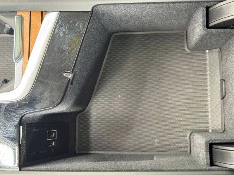 2021 Volvo XC90 Recharge T8 Inscription Expression 7P