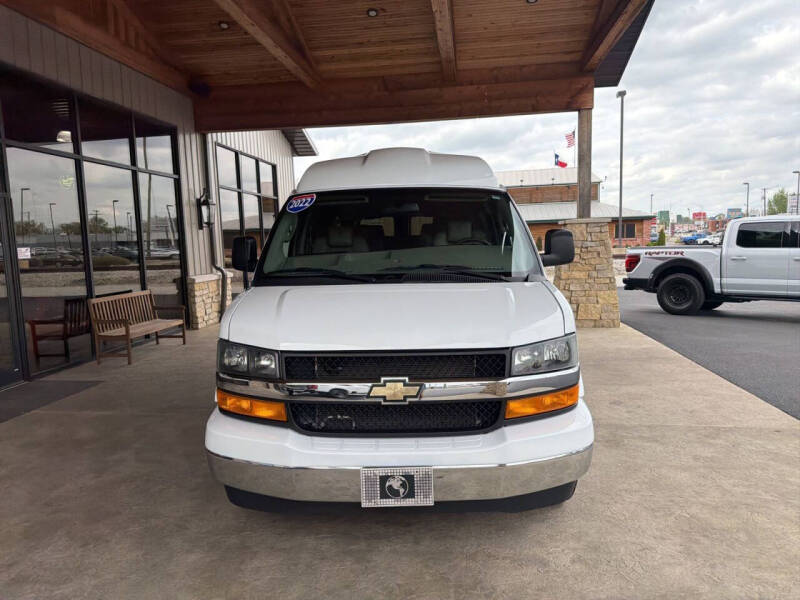 2022 Chevrolet Express 2500