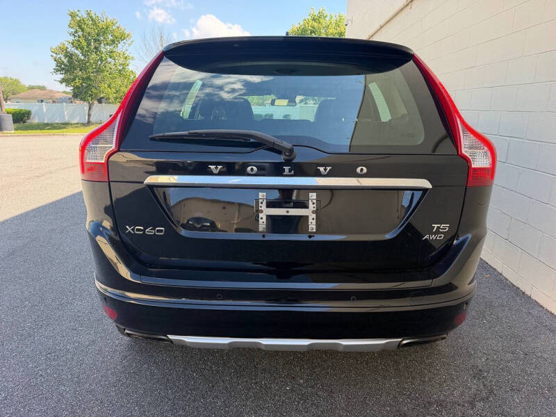 2015 Volvo XC60 T5