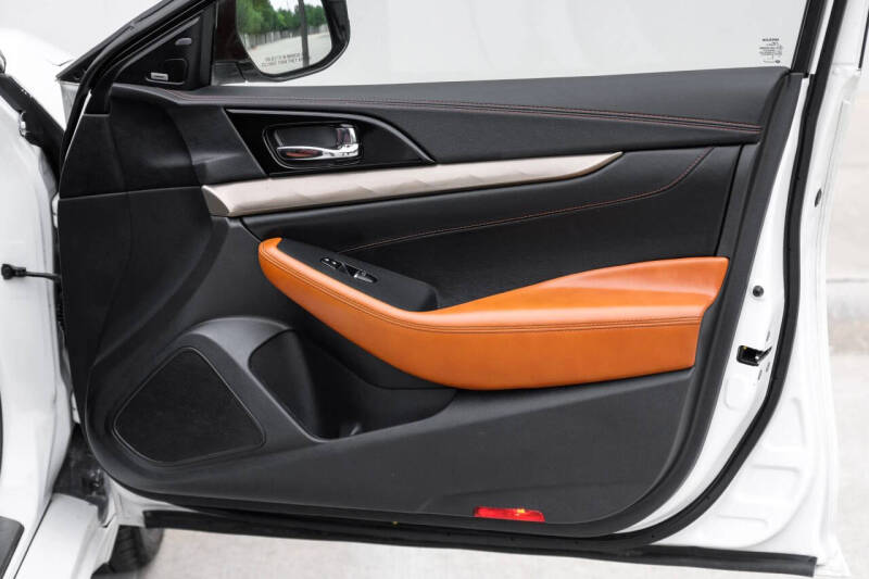 2020 Nissan Maxima Platinum