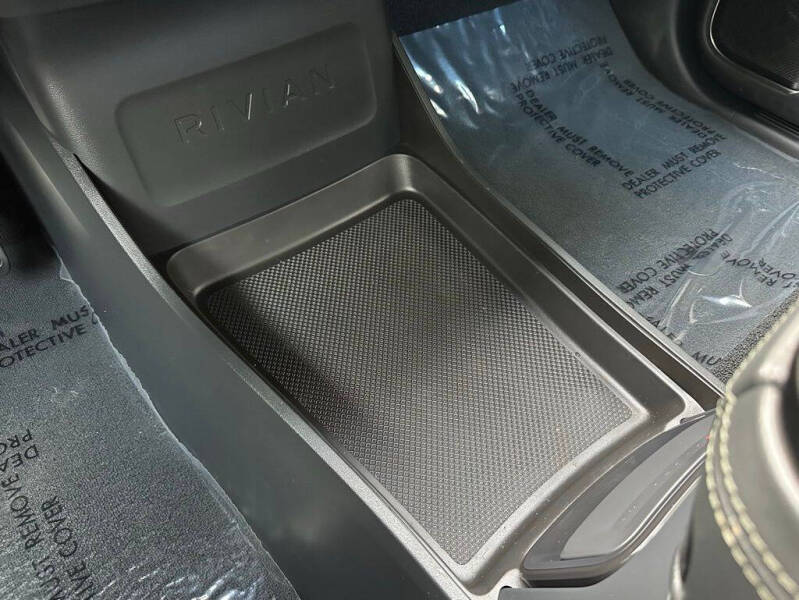 2022 Rivian R1T Adventure