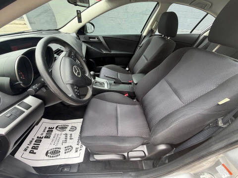 2010 Mazda MAZDA3 i Touring